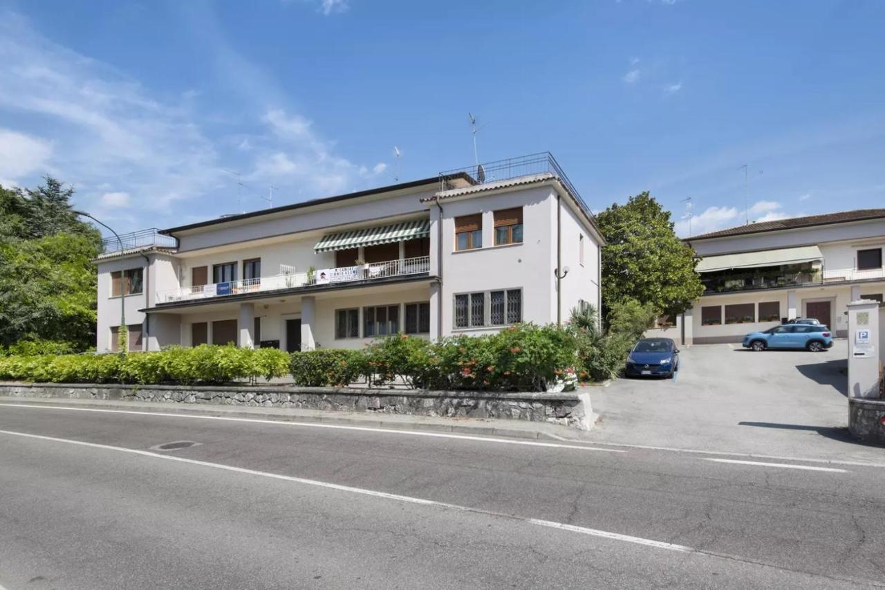 Civico 22 Apartman Peschiera del Garda Kültér fotó
