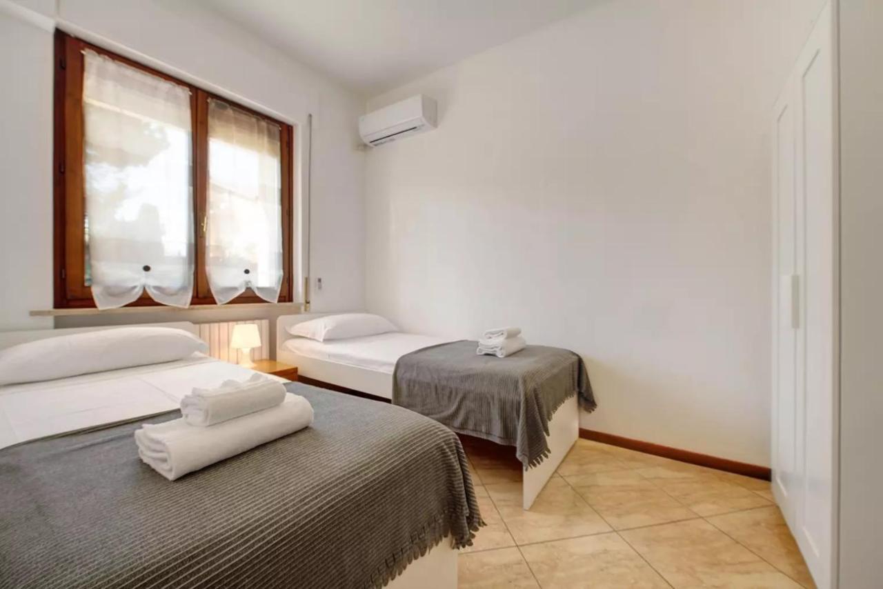 Civico 22 Apartman Peschiera del Garda Kültér fotó