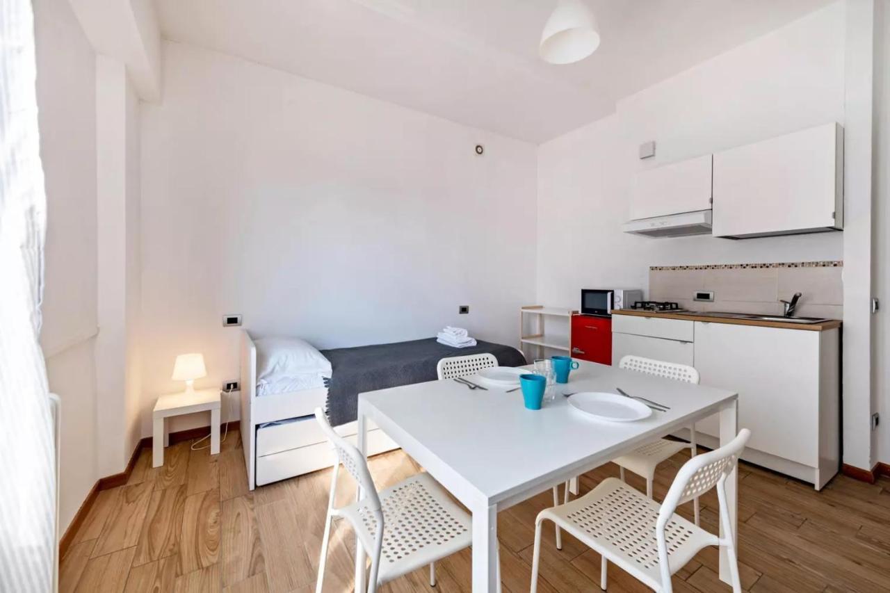 Civico 22 Apartman Peschiera del Garda Kültér fotó