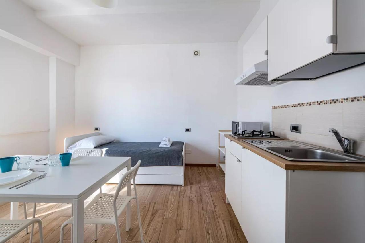 Civico 22 Apartman Peschiera del Garda Kültér fotó