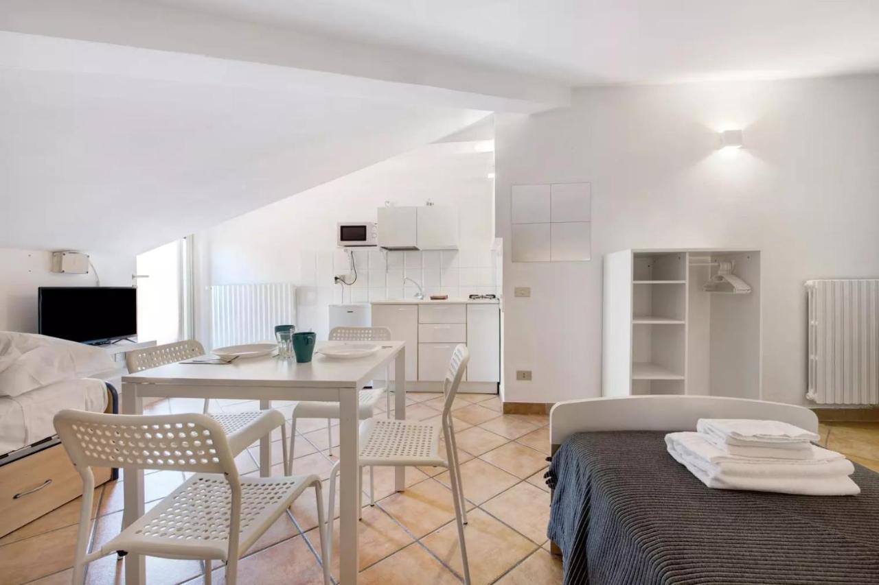 Civico 22 Apartman Peschiera del Garda Kültér fotó
